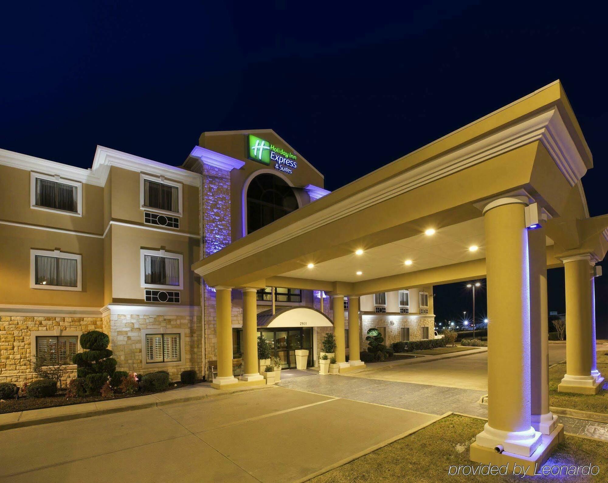 Holiday Inn Express Hotel & Suites Greenville By Ihg Exterior foto